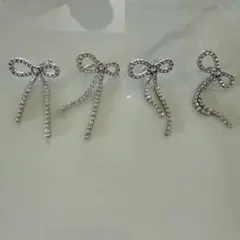 シルバー リボン型 イヤカフ　ラインストーン　新品未使用