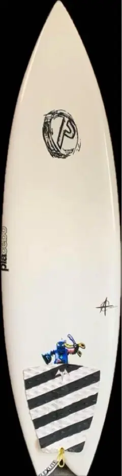 プレセボ 5'8クアッド フィッシュ メイヘムフィン付き