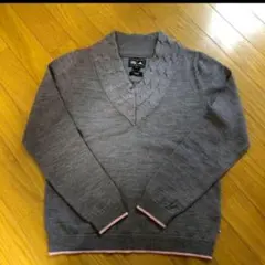 adidas グレー Vネックセーター