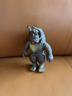 ウルトラ怪獣 マルサン ミクラスソフビフィギュア - メルカリ