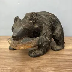 E-4 ②木彫りの熊 鮭背負い 置物 北海道 民芸品 アンティーク 木彫り 熊