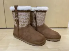 MICHAEL KORSのサムネイル