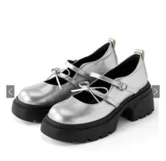 【実物写真あり】リボンストラップ厚底ローファー　シルバー 23.5 zr1205