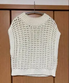 アーバンリサーチ　ニットベスト