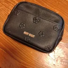 MARY QUANT 黒い小型ポーチ