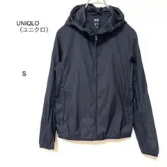 【ユニクロ】人気　定番　耐久撥水　UVカット　 ポケッタブルパーカー ブラックS
