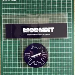 MODMNT モドメント　ステッカー