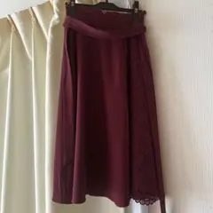 スカート　ワインレッド