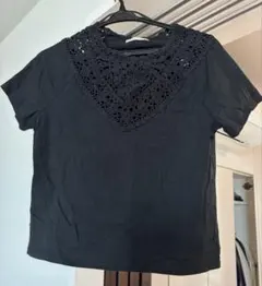 レース刺繍Tシャツのサムネイル