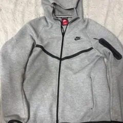 Nike テックフリース　サイズS 値下げ可能‼️