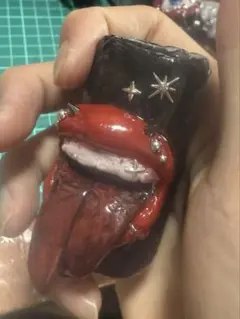 唇　ライターケース　bicライター