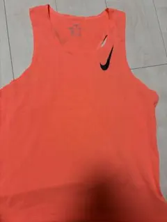 ナイキエアロスイフトシングレット Lサイズ オレンジ