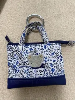 ファミリア　ミニバックチャーム　リバティ　青