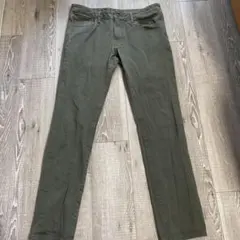 UNIQLO スキニーフィット ウルトラストレッチカラージーンズ Lサイズ