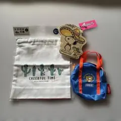 【新品！】PEANUTS スヌーピー 巾着　ミラー　ポーチ