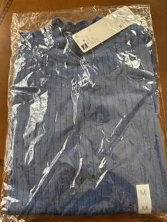 guリブハイネックセーター