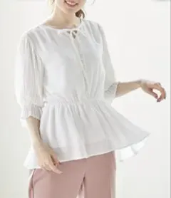 ブラウス　トップス　シャツ　ペプラム　ペプラムブラウス