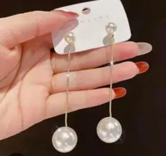 大粒パール ロングピアス ゴールド 揺れる 韓国 結婚式 卒業式 新品未使用