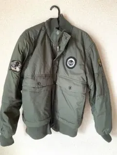 MA-1 フライトジャケット