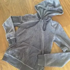 トミーヒルフィガー　パーカー