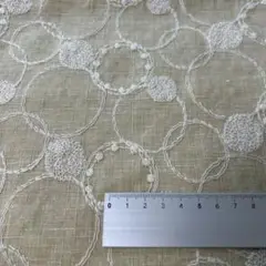 刺繍生地残布　縦70cm×横95cm