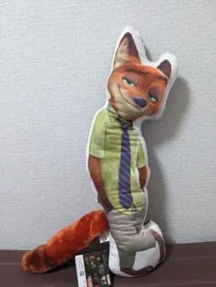 ズートピア しっぽ付きダイカットクッション ニック