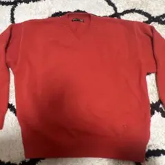 DAZY 赤 Vネック セーター Mサイズ