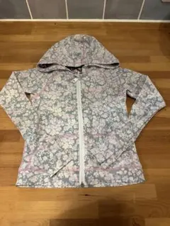 Item thumbnail for item 9bedbca5-6ad6-416b-bf15-835e7dbeeb29