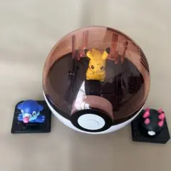 ◯ジャンク品◯ポケモン ボール型フィギュア ピカチュウ