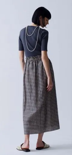 完売　ebure【69,300円/サイズ38】リネンシルクスカートのサムネイル