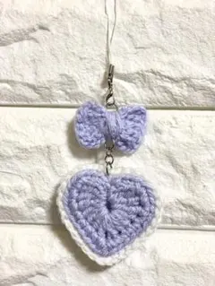 【ハンドメイド】ハート型 キーホルダー チャーム 編み物