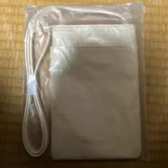 JILL STUART ホワイト スマホショルダーバッグ