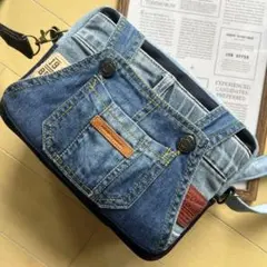 ショルダーバッグ　オーバーオールリメイク　デニムリメイク　ハンドメイドのサムネイル