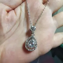 ジルコニア涙型レディース ペンダント ネックレス