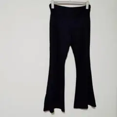 フレアパンツ 黒 ストレッチ素材