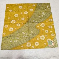 【新品　未使用】日本製　綿100%　ハンカチ　絞り　手染め 花柄 波模様 　和柄