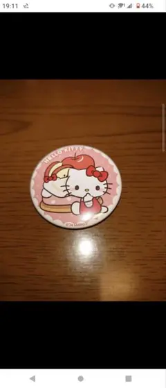 YURINAN どら焼きハローキティ50周年カフェ限定　缶バッチ