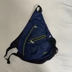 90s NIKE ワンショルダーバッグ 刺繍ロゴ y2k テック系