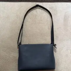 本革ネイビーサコッシュ