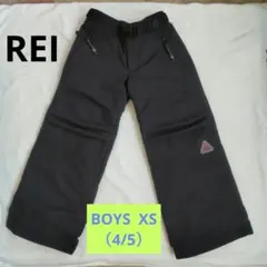 Item thumbnail for item 2396d47f-55b7-425a-8eda-d1e75bb3d38a