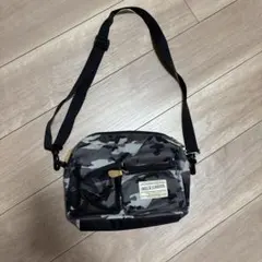 BLUE CROSS ショルダーバッグ　キッズ