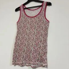 UNIQLO タンクトップ