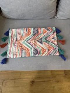 フランフラン　franc franc カラフルタッセル付きクッションカバー