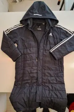 adidas フード付き　黒色　ベンチコート ジュニア用150cm