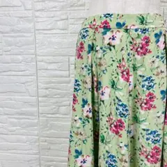 新品　SAISON DE PAPILLON グリーン色　花柄　スカート　Lのサムネイル