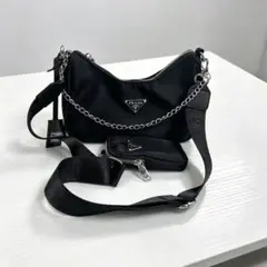 2026年最新】prada ノベルティの人気アイテム - メルカリ