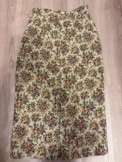 【美品】リリアンカラット　ジャガード　レトロフラワー　タイトスカート