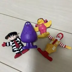 アメリカ 大人のハッピーミール マクドナルド フィギュア ハンバーグ
