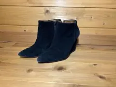 【特価】ZARA 黒スエード ポインテッドトゥブーティ　冬物　　ヒールブーツ