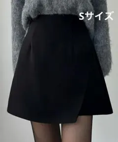 louere ブラック インナーパンツ付ラップ風ミニスカート S